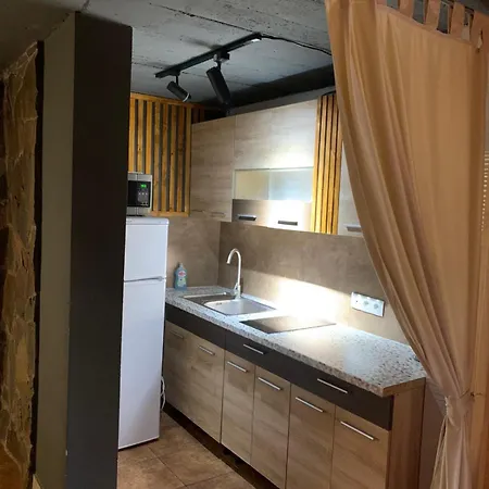 Mishelter Villa Migovo