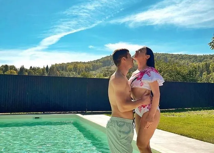 Mishelter Шале Мигово
